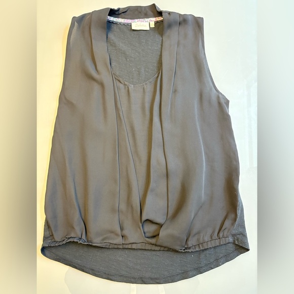 Anthropologie Deletta Black Sleeveless drape feminine vneck Relaxed Blouse small - Picture 2 of 7